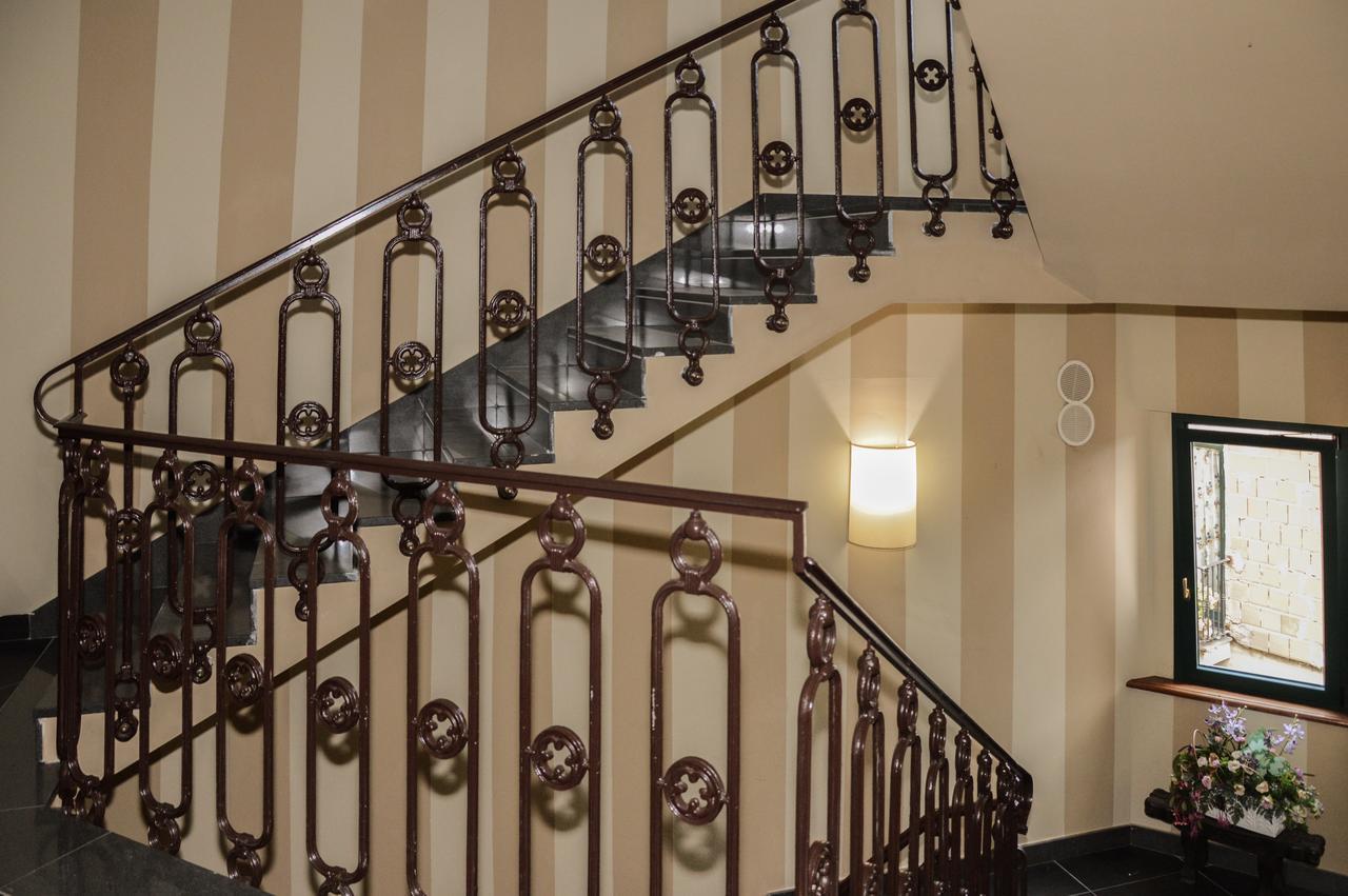 Palace Hotel 4*